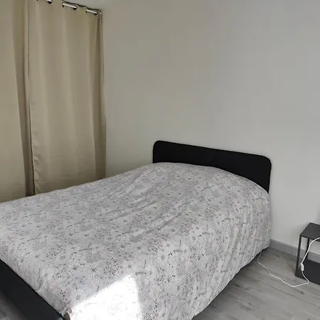 Apartmán 3 Avec Balcon Et Parking *